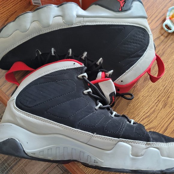 Air Jordan Retro 9 Men\'s Size 23 Athletic Shoes main image 6